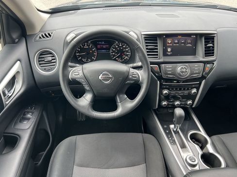 Used 2020 Nissan Pathfinder SV AWD/4WD image 22