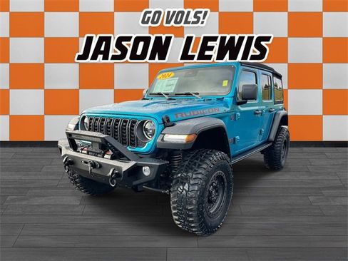 New 2024 Jeep Wrangler Unlimited Rubicon w/ Technology Group image 8