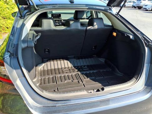 Used 2024 Honda Civic EX-L image 5