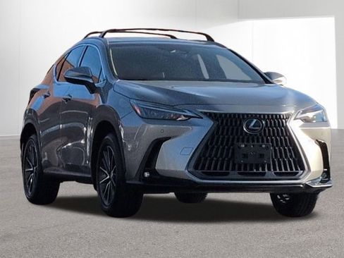 Used 2025 Lexus NX 350 AWD w/ Accessory Package (A2) image 3