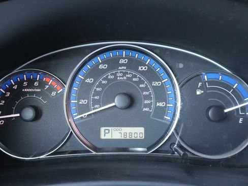 Used 2013 Subaru Forester 2.5X Premium w/ Popular Pkg 2 AWD/4WD image 35