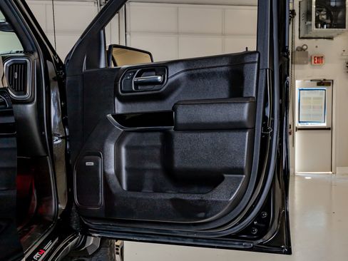 Used 2020 GMC Sierra 1500 AT4 w/ AT4 Premium Package AWD/4WD image 36