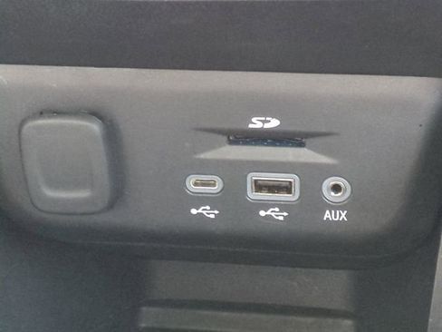 Certified 2022 Chevrolet TrailBlazer ACTIV w/ Technology Package FWD image 26