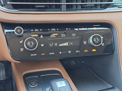 Used 2023 INFINITI QX60 Sensory w/ Vision Package FWD image 22