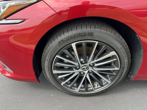 Certified 2025 Lexus ES 350 w/ Premium Package FWD image 8