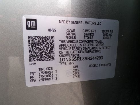 Used 2025 Chevrolet Tahoe Premier AWD/4WD image 31