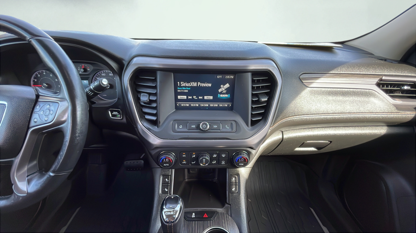 Used 2017 GMC Acadia SLE w/ Driver Alert Package I AWD/4WD image 11