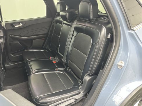 Certified 2024 Ford Escape Platinum image 12