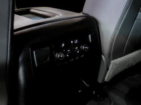 Used 2019 Chevrolet Tahoe LT AWD/4WD image 38