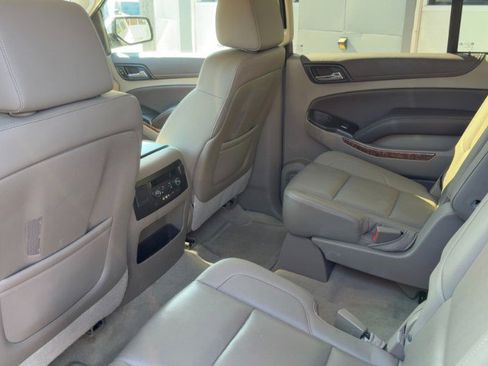 Used 2016 Chevrolet Suburban LTZ image 11