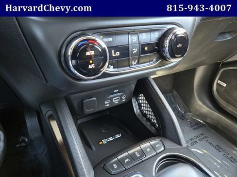 Used 2023 Chevrolet TrailBlazer ACTIV w/ Sun and Liftgate Package AWD/4WD image 10