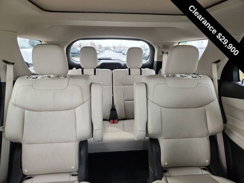 Used 2020 Ford Explorer Platinum w/ Premium Technology Package image 29