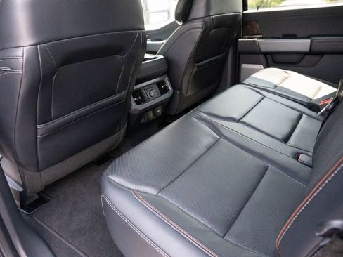 Used 2024 Ford F250 Lariat w/ Lariat Ultimate Package AWD/4WD image 25