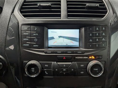 Used 2018 Ford Explorer 4WD image 27