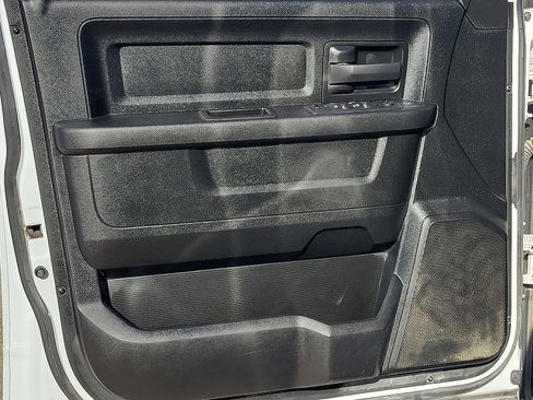 Used 2024 RAM 3500 Tradesman w/ Chrome Appearance Group image 11