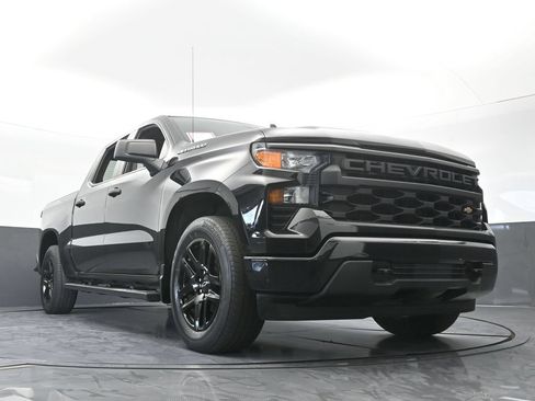 Used 2024 Chevrolet Silverado 1500 Custom RWD image 58