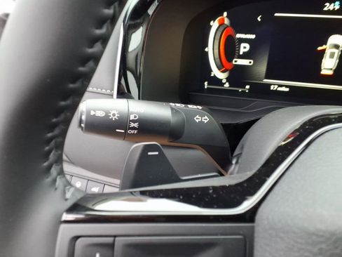 New 2026 Nissan Pathfinder SL image 19