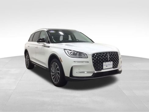 Used 2024 Lincoln Corsair Reserve w/ Equipment Group 201A image 5