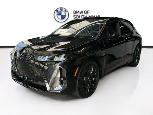 New 2026 BMW iX xDrive45 w/ M Sport Package image 3