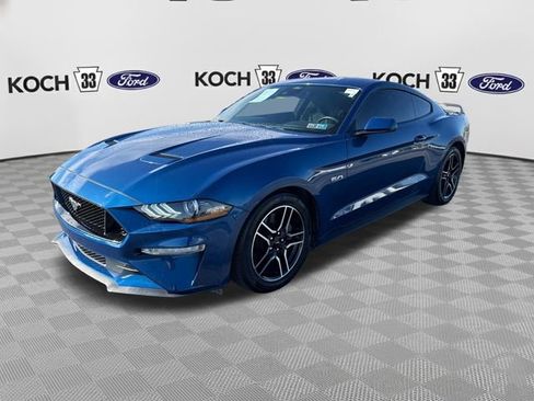 Used 2022 Ford Mustang GT Premium w/ Equipment Group 401A RWD image 3