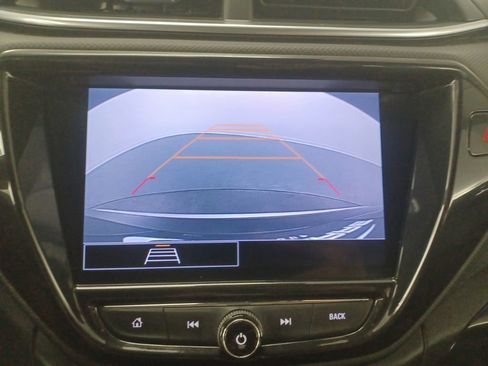 Used 2022 Chevrolet TrailBlazer LT w/ Convenience Package FWD image 25