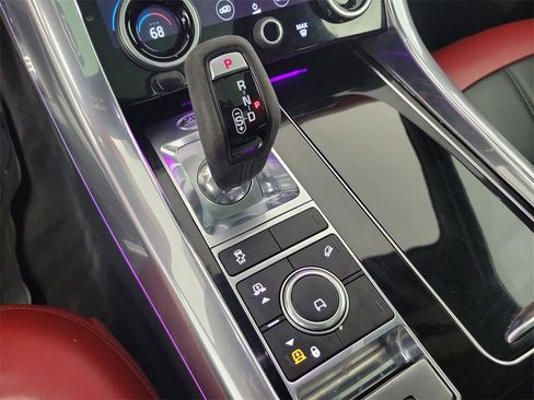 Used 2020 Land Rover Range Rover Sport HST image 29