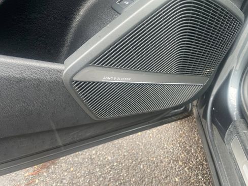 Used 2020 Audi Q5 2.0T Premium Plus w/ Premium Plus Package image 9