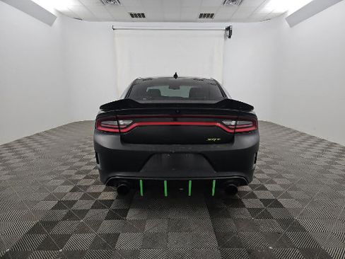 Used 2020 Dodge Charger Scat Pack w/ Dynamics Package RWD image 5