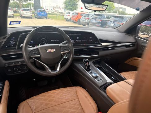 Used 2022 Cadillac Escalade Sport w/ Touring Package AWD/4WD image 6