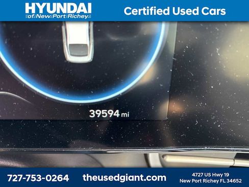 Certified 2022 Hyundai Elantra Limited image 13