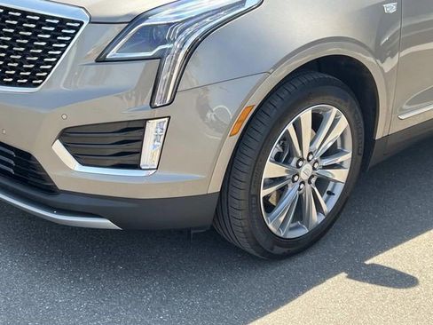 Certified 2023 Cadillac XT5 Premium Luxury AWD/4WD image 11
