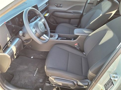 Used 2026 Hyundai Kona SE image 13