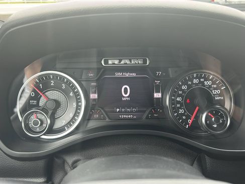 Used 2020 RAM 1500 Big Horn AWD/4WD image 11