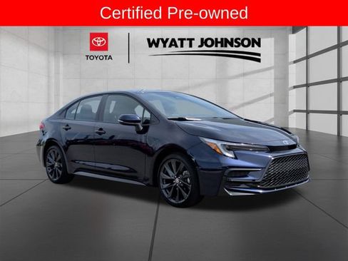 Certified 2026 Toyota Corolla SE FWD image 6