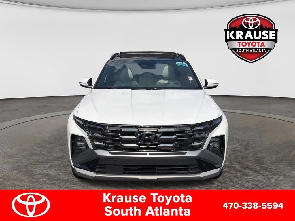 Used 2025 Hyundai Tucson Limited FWD image 2