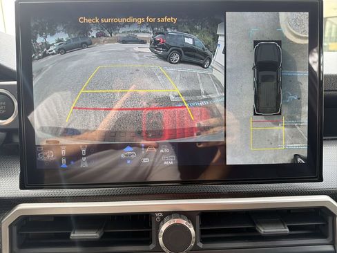 Used 2025 Toyota 4Runner Limited image 32