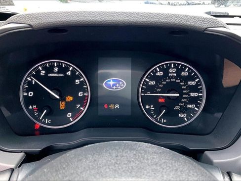 Certified 2024 Subaru Crosstrek 2.5i Limited AWD/4WD image 8