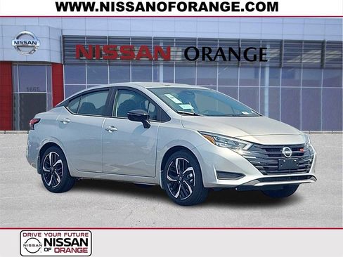 New 2025 Nissan Versa SR w/ Trunk Package image 1