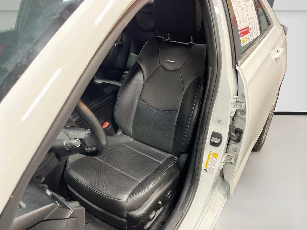 Used 2021 Cadillac CT4 Premium Luxury AWD/4WD image 20