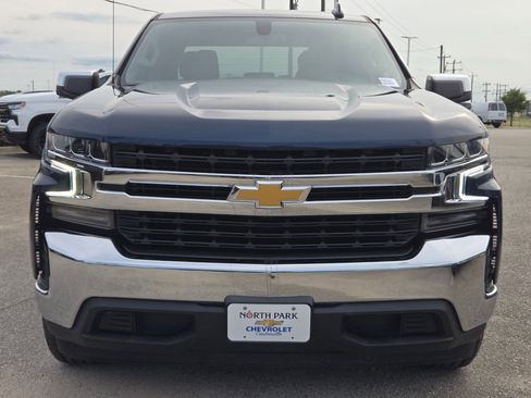 Used 2021 Chevrolet Silverado 1500 LT RWD image 8