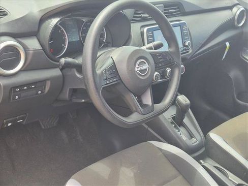 Used 2025 Nissan Versa S w/ Trunk Package FWD image 8