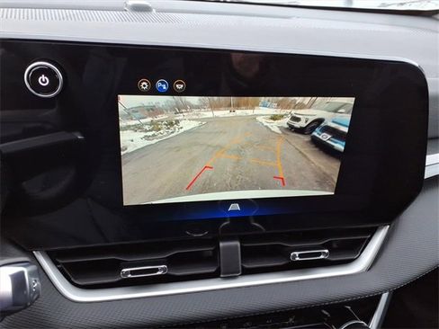 New 2026 Chevrolet Equinox LT w/ LPO, Floor Liner Package image 18