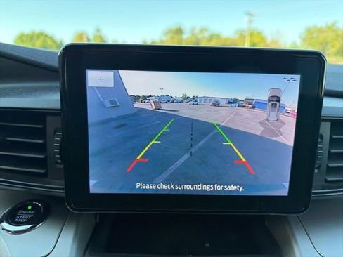 Used 2020 Ford Explorer XLT RWD image 23