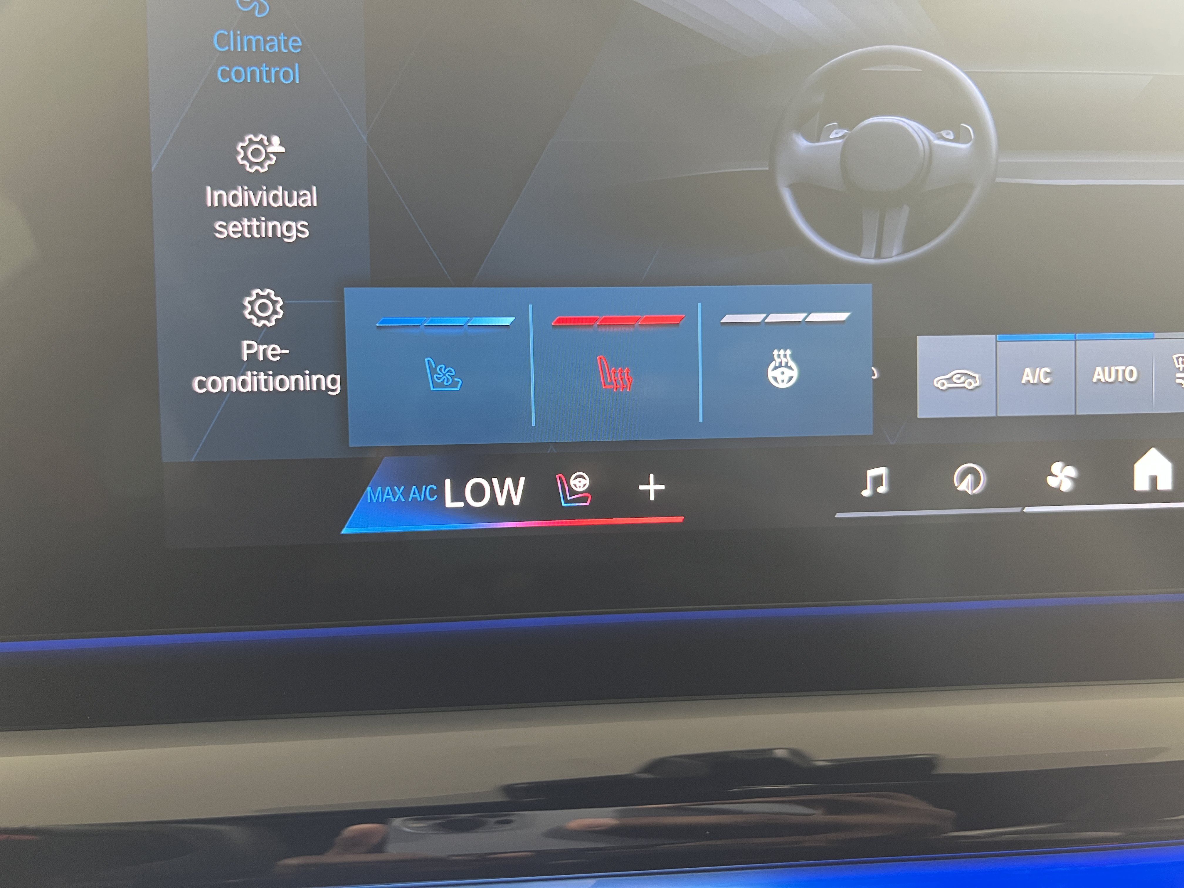 Used 2025 BMW M5 w/ Executive Package AWD/4WD image 21