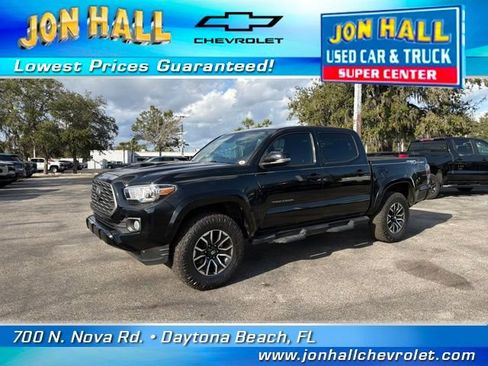 Used 2021 Toyota Tacoma 2WD Double Cab image 2