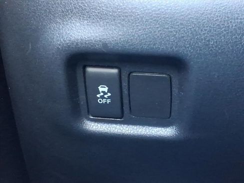 Used 2018 Nissan Versa S Plus image 26