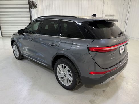 New 2026 Lincoln Corsair Premiere image 25