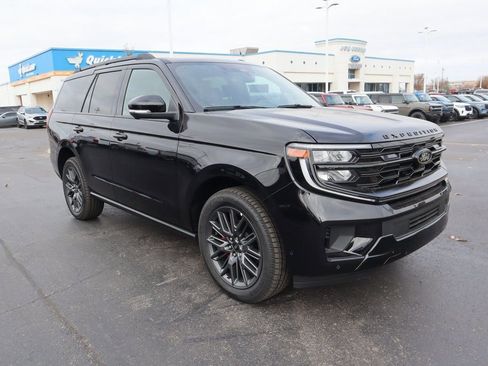 New 2025 Ford Expedition Platinum w/ Stealth Performance Package image 1