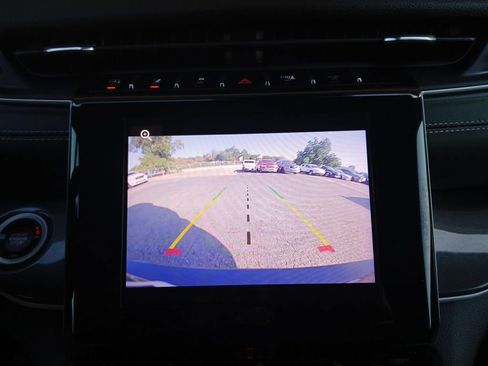 Used 2023 Jeep Grand Cherokee L Laredo RWD image 9