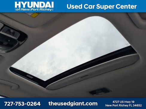 Certified 2023 Hyundai Tucson SEL w/ Convenience Package FWD image 24